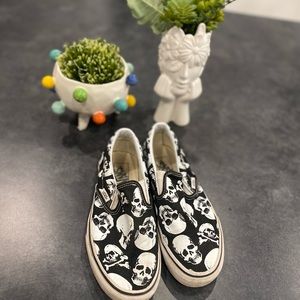 Skull vans